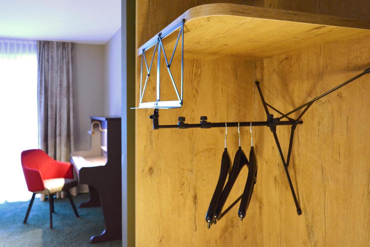 Doppelzimmer „MIGHTY" mit Kaffeemaschine und ruhiger Lage