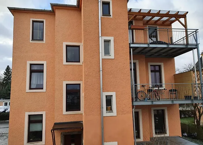 Apartment mit Balkon